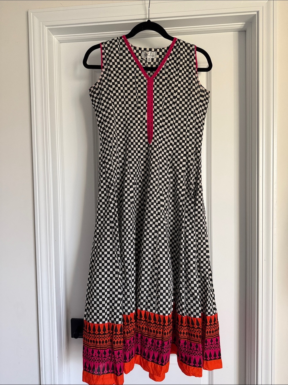 Vintage Sleeveless Checkerboard Midi Dress with Pink & Orange Hem